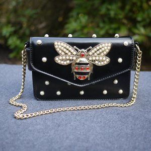 Black Bumble Bee Purse